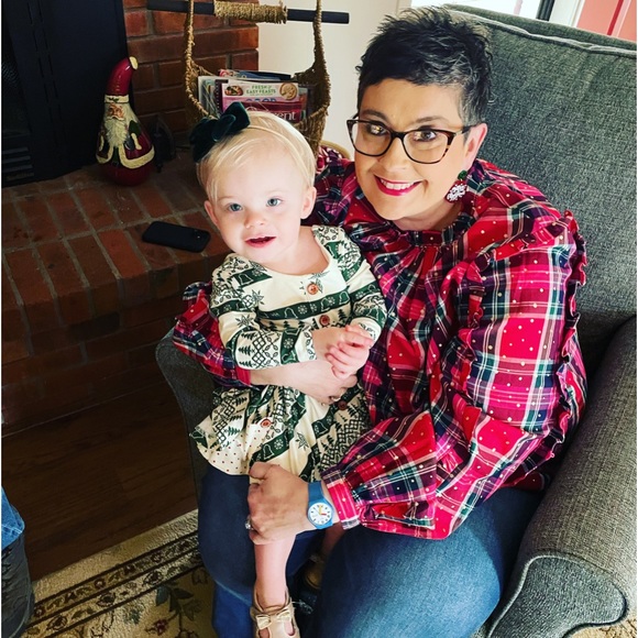 Meet your Posher, Sherry - Picture 1 of 9